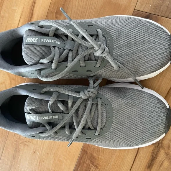 Nike Gray Athletic Sneakers - Picture 3 of 5